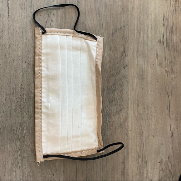 (5/$25‎ SALE ✅) GILDAN Antique Gold 100% Cotton Tees T-Shirt - Picture 7 of 7